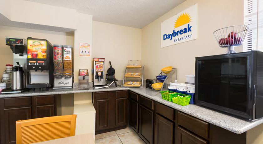 Days Inn Pensacola North Ferry Pass Dış mekan fotoğraf